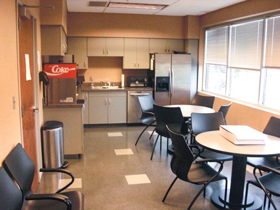 Euronet Worldwide Building: 17300 Chenal Pkwy, Little Rock, AR 72223